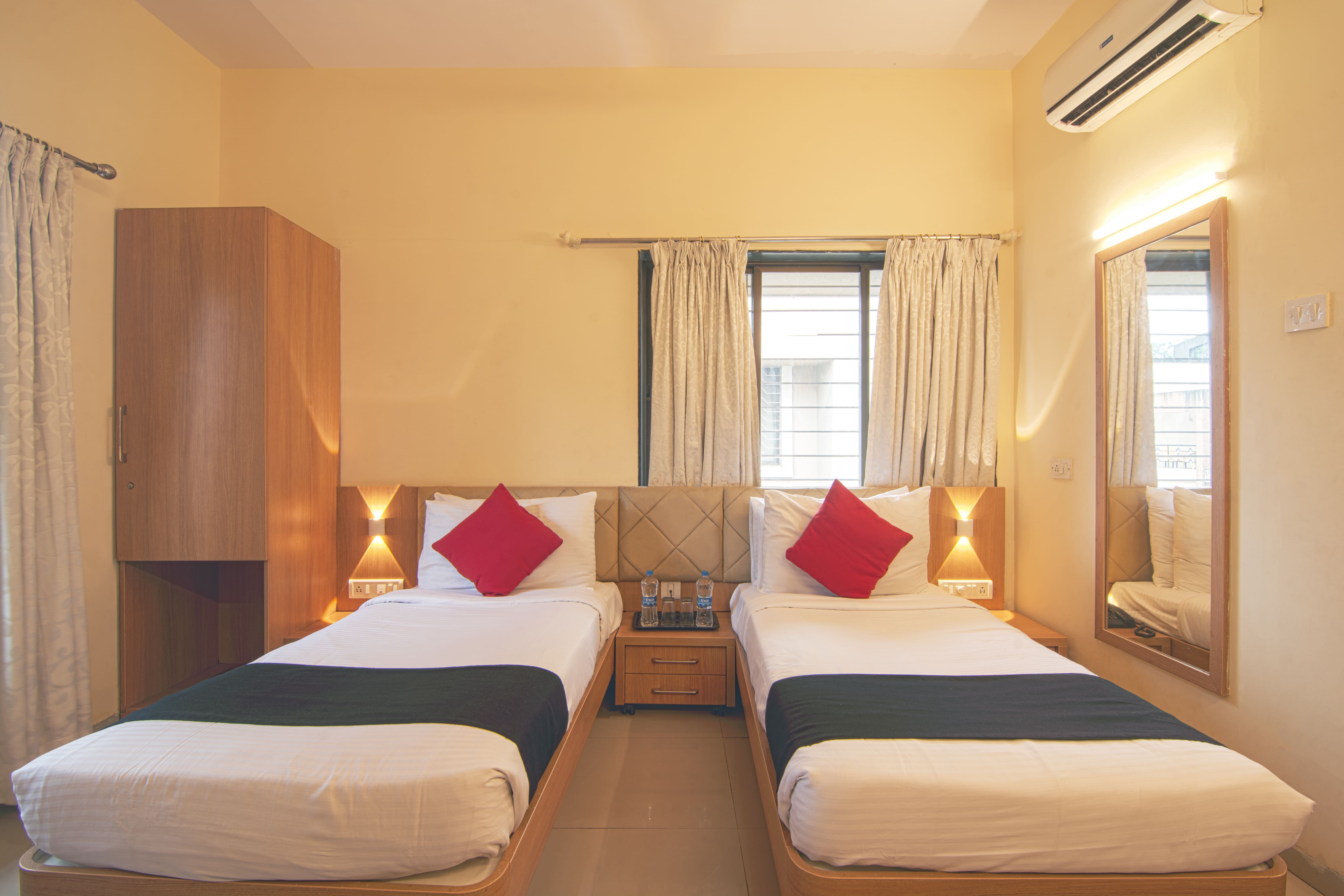 Rooms in lonavala